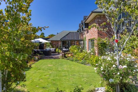 Photo of property in 83 Leinster Road, Merivale, Christchurch, 8014