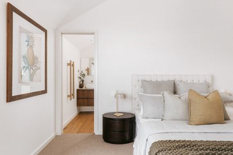 Photo of property in 124b Marine Parade, Mount Maunganui, 3116