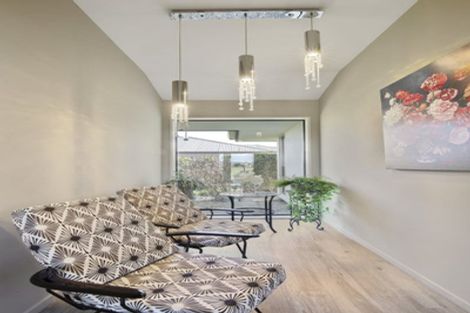 Photo of property in 1 Pimlico Place, Rangiora, 7400