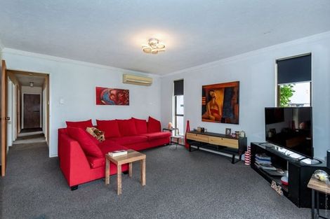 Photo of property in 2 Manuka Street, Mairehau, Christchurch, 8013