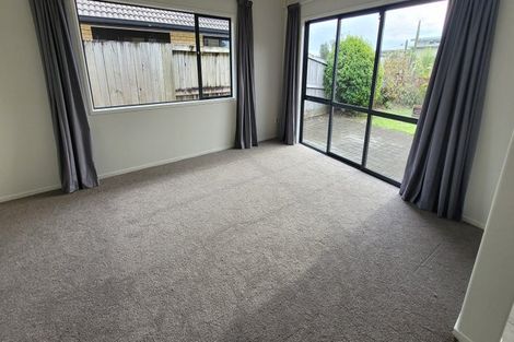 Photo of property in 33 Golden Sands Drive, Papamoa Beach, Papamoa, 3118