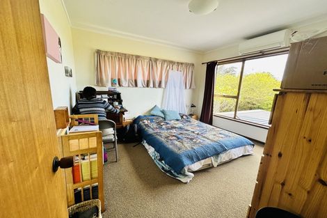 Photo of property in 1/226 Glenvar Road, Torbay, Auckland, 0630