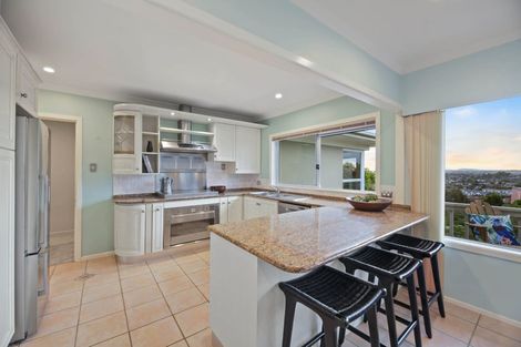 Photo of property in 10 Etherege Place, Howick, Auckland, 2014