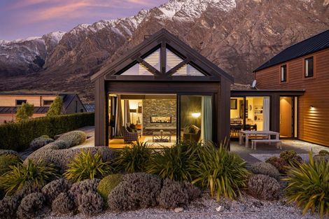 Photo of property in 4 Stockyard Lane, Jacks Point, Queenstown, 9371