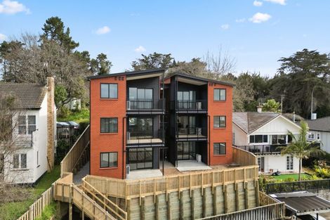 Photo of property in 3/12 Ruakiwi Road, Hamilton Lake, Hamilton, 3204