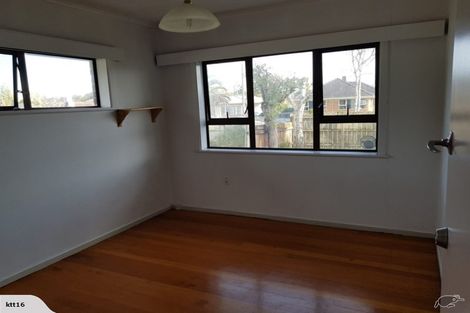 Photo of property in 37 Graeme Avenue, Mangere East, Auckland, 2024