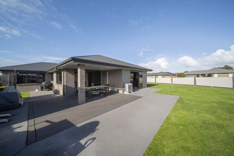 Photo of property in 3 Rawiri Drive, Bell Block, New Plymouth, 4312