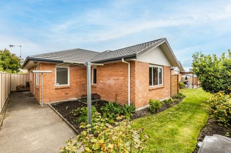 Photo of property in 5 Fairview Place, Havelock North, 4130