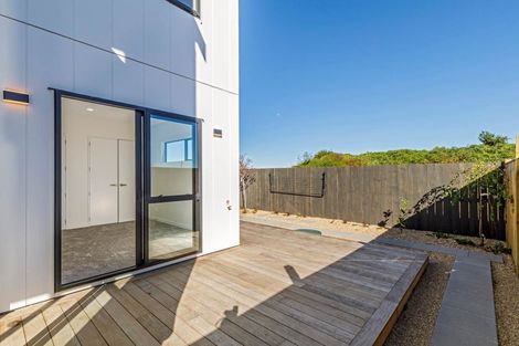 Photo of property in 5 Green Bamboo Road, Hobsonville, Auckland, 0616