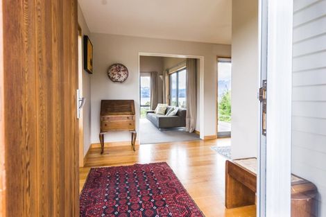 Photo of property in 13 Minaret Ridge, Wanaka, 9305