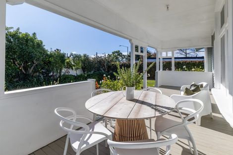 Photo of property in 86 Te Mata Road, Havelock North, 4130