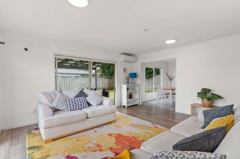 Photo of property in 3/256a Birkdale Road, Birkdale, Auckland, 0626