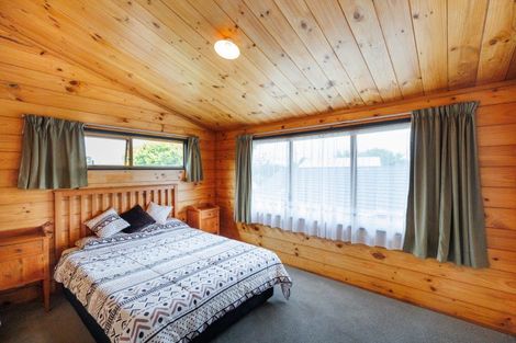 Photo of property in 17 Lockhart Avenue, Milson, Palmerston North, 4414