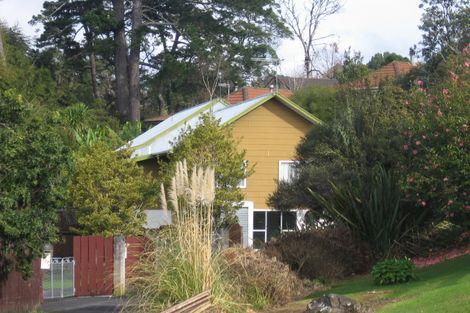Photo of property in 337 Triangle Road, Massey, Auckland, 0614