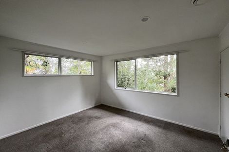 Photo of property in 11 Kilcar Place, Massey, Auckland, 0614