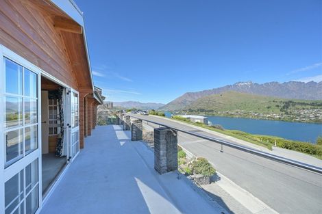 Photo of property in 106 Panorama Terrace, Queenstown, 9300
