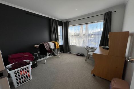 Photo of property in 10 Kitea Place, Mangere, Auckland, 2022