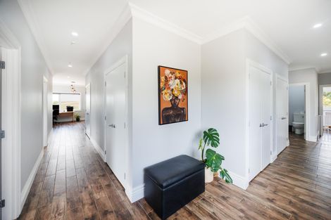 Photo of property in 52 Highland View Drive, Tokomaru, Palmerston North, 4474