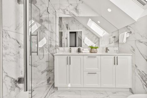 Photo of property in 6 Emily Lane, Greenhithe, Auckland, 0632