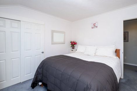 Photo of property in 11 Pukekura Place, Taradale, Napier, 4112