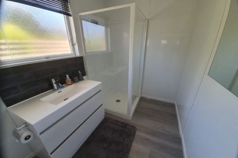 Photo of property in 2/18 Nelson Street, Papakura, 2110