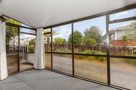 Photo of property in 5 Eyre Street, Henderson, Auckland, 0612