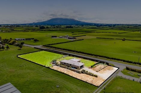 Photo of property in 657 Eltham Road, Mangatoki, Stratford, 4391