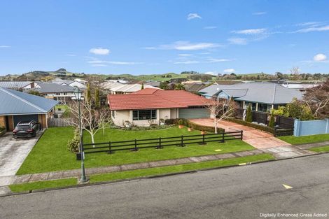 Photo of property in 7 Belgrove Drive, Waipukurau, 4200