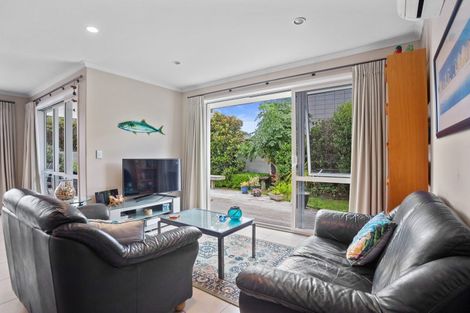 Photo of property in 2 Mccall Avenue, Pauanui, Hikuai, 3579