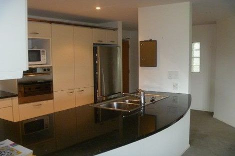 Photo of property in 11/80u Salamanca Road, Kelburn, Wellington, 6012