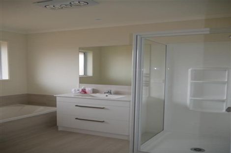 Photo of property in 1 Okari Lane, Te Kamo, Whangarei, 0112