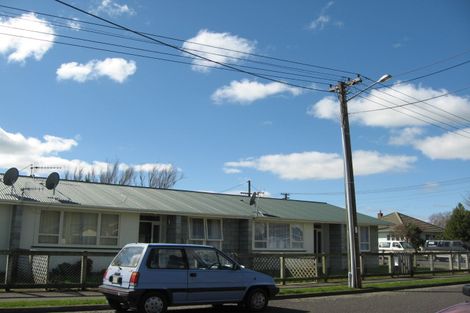 Photo of property in 18 Cuba Street, Marton, 4710
