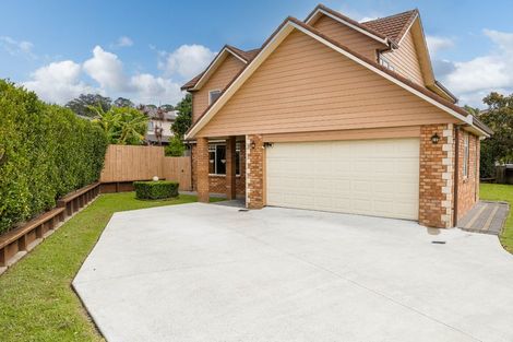 Photo of property in 23 South Kensington Way, Henderson, Auckland, 0612