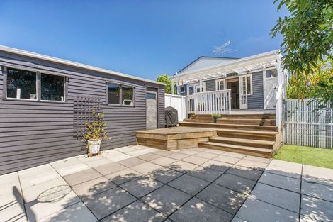 Photo of property in 9 Tahi Terrace, Glen Eden, Auckland, 0602