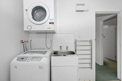 Photo of property in 12 Fernhill Terrace, Wadestown, Wellington, 6012