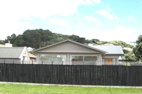 Photo of property in 44 Burnham Street, Seatoun, Wellington, 6022