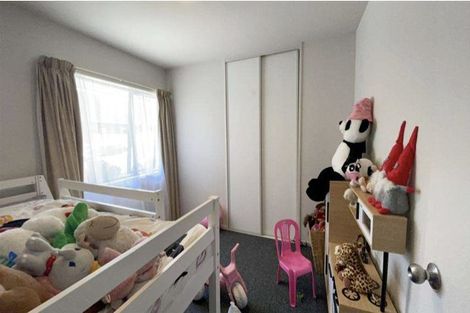 Photo of property in 8 Matuhi Grove, Papatoetoe, Auckland, 2025