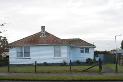 Photo of property in 114 Holland Road, Fairfield, Hamilton, 3214