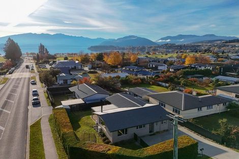 Photo of property in 165 Warren Street, Wanaka, 9305