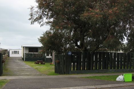 Photo of property in 35 Shrimpton Road, Haumoana, 4102