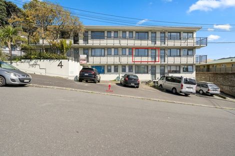 Photo of property in 4u6 Derby Street, Mount Victoria, Wellington, 6011