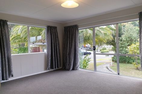 Photo of property in 37 Latitude Close, Whitby, Porirua, 5024