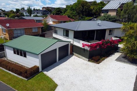 Photo of property in 77 Bremworth Avenue, Dinsdale, Hamilton, 3204