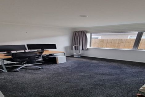 Photo of property in 21 Kutukutu Street, Takanini, 2112