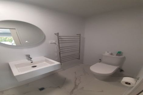 Photo of property in 9 Tirita Street, Kawaha Point, Rotorua, 3010