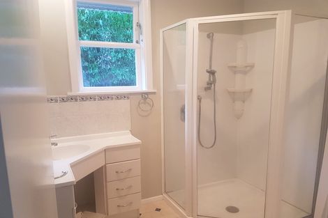 Photo of property in 2 Wilfred Street, Tawa, Wellington, 5028