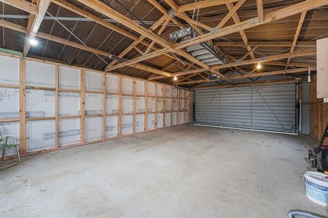 Photo of property in 16a Regan Street, Stratford, 4332