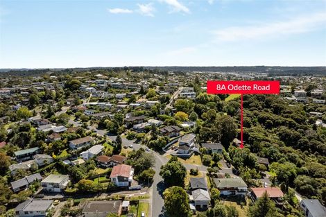 Photo of property in 1/8 Odette Road, Totara Vale, Auckland, 0629