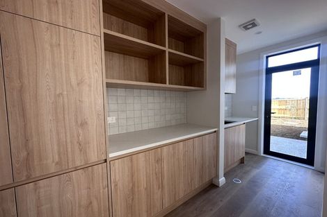 Photo of property in 12 Catalina Avenue, Rosehill, 2113