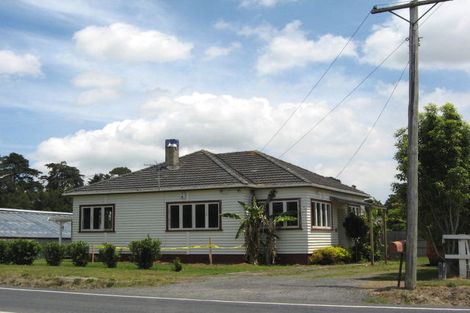 Photo of property in 209 Riverhead Road, Kumeu, 0892